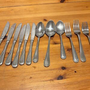 Mismatched silverware bundle